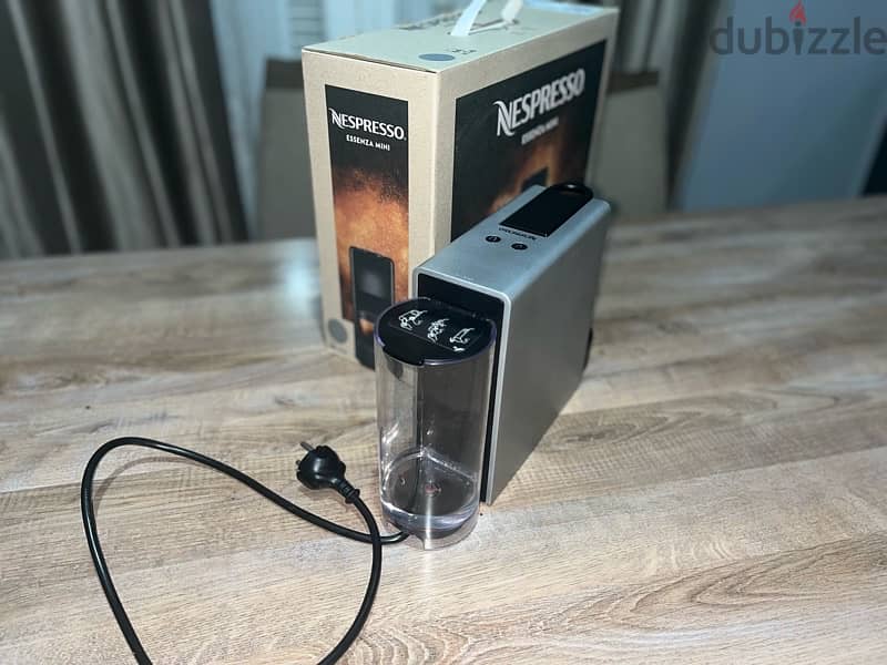 Nespresso Essenza Mini ماكينة قهوة نيسبريسو 1