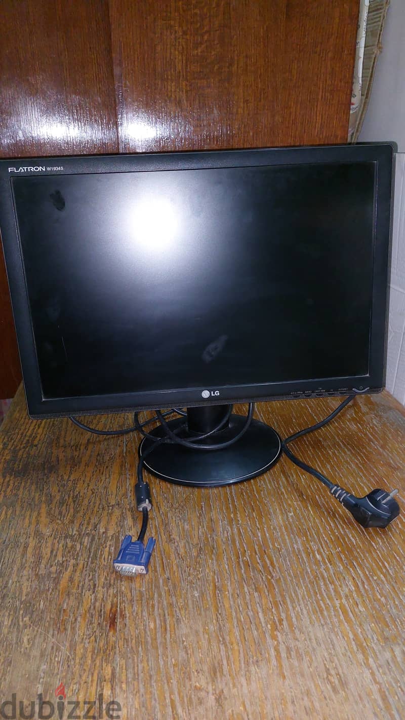 LG flatron w1934s monitor 2