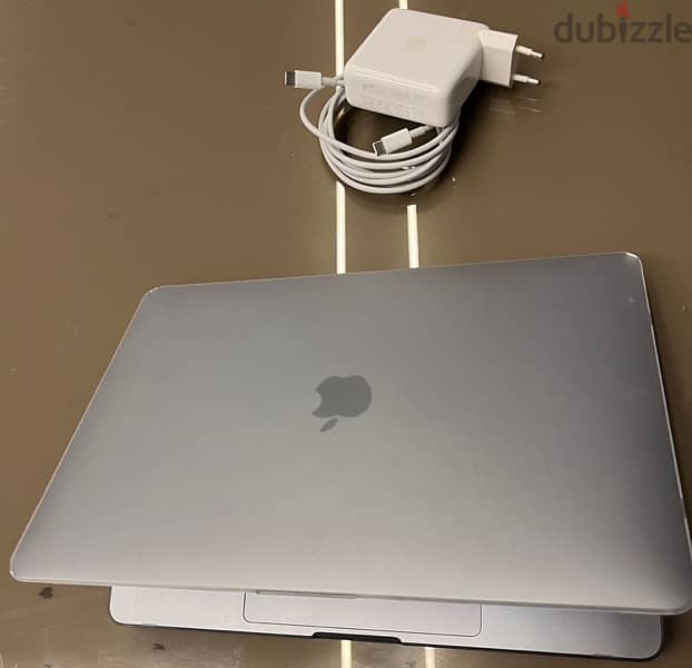 Macbook pro2 M2 2022 8/256 44 CC 6