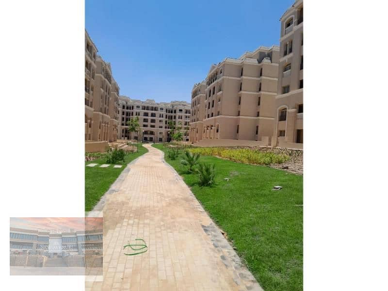 Semi finished Apartment 3th floor 2 Master bedrooms  3 Bathrooms  reception 2pieces  elevator  in l'aveneir . 5