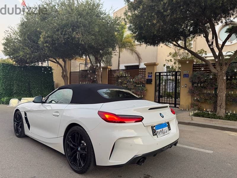 bmw z4 2022 good conditions 15,000 k. m 15