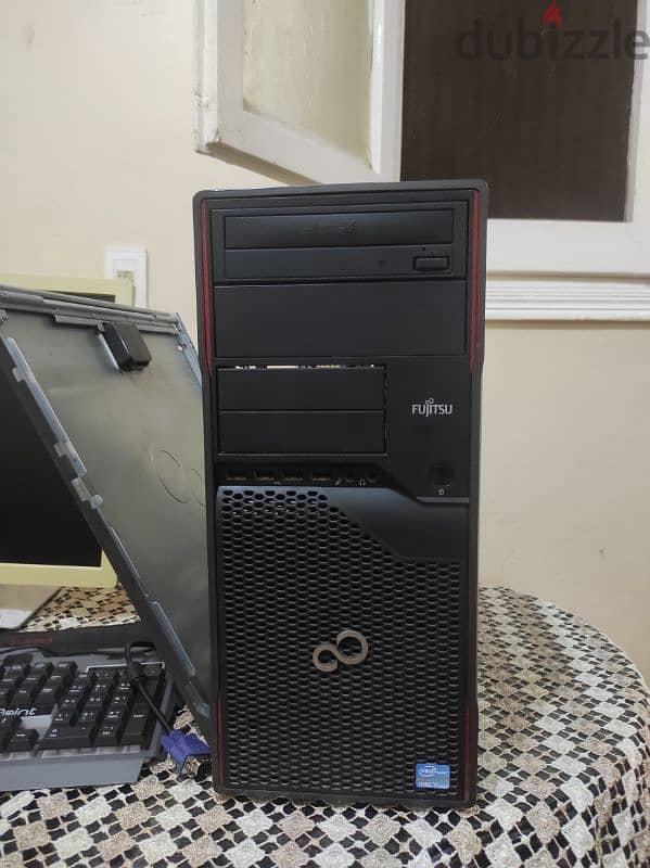 كيسه fujitsu esprimo p 910+كرت شاشه خارجي 0