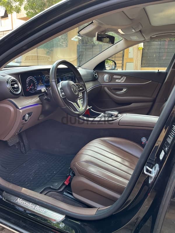 Mercedes-Benz E200 Exclusive Model 2020 3