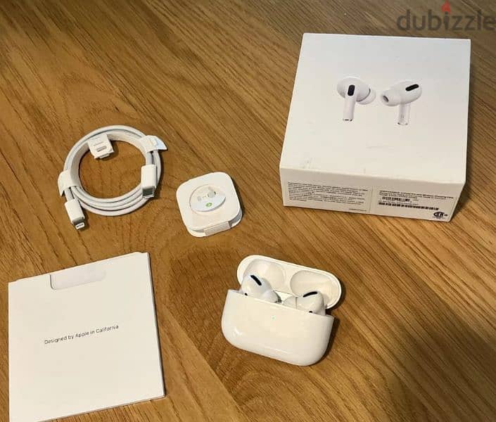 Apple airbods pro بحالة ممتازة 0