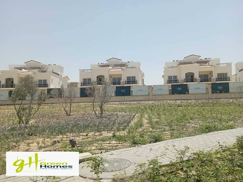 Luxurious Standalone Villa ready to move in Uptown Cairo – Golf Views, Fully Finished 0