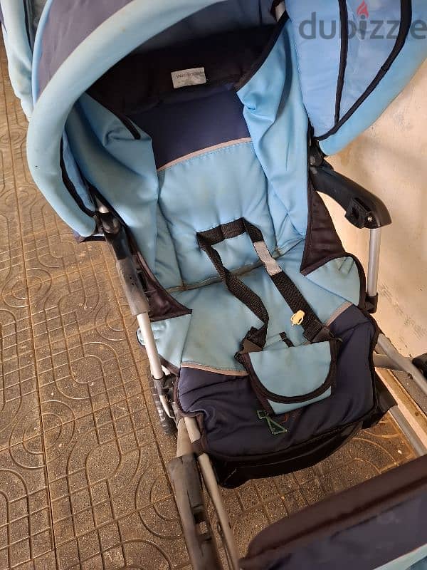 stroller بعدد ٢ مقعد 3