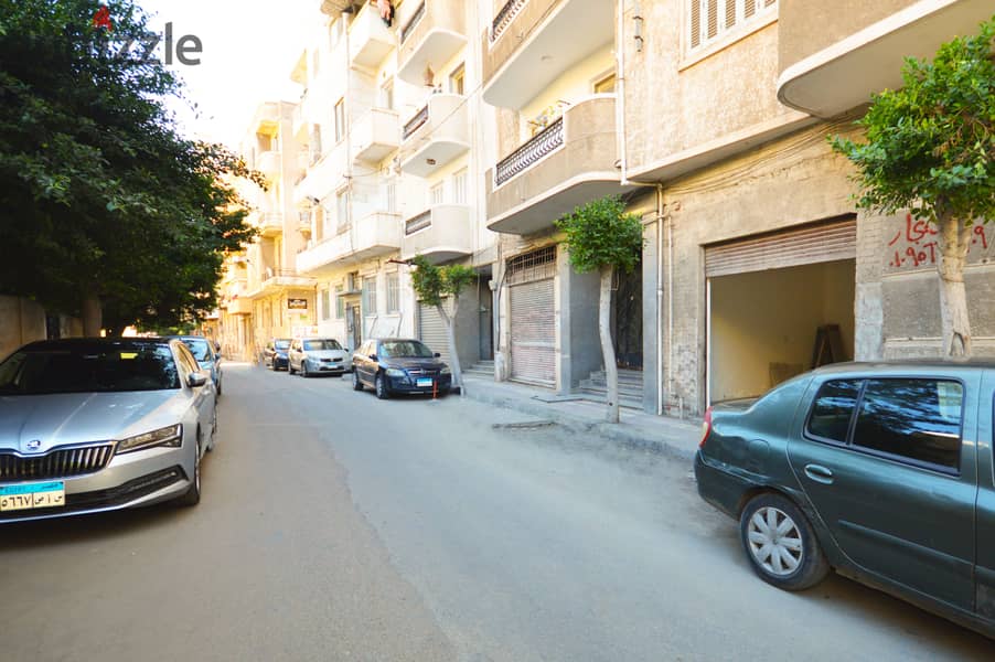 Shop for rent - Moharam Bey - area 25 full meters 4