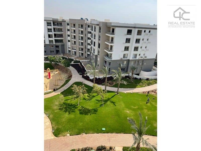 3 bedroom apartment 199 m ready to move  with panoramic view with lowest price in the market bahry in Hyde Park Compound, Fifth Settlement 6