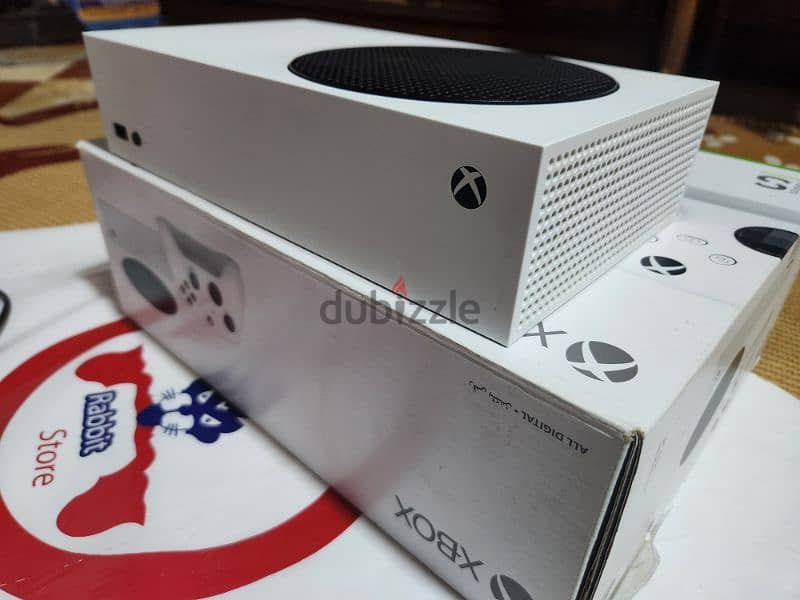 xbox series s 4