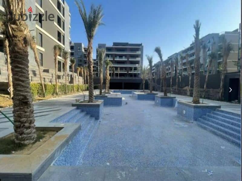 Fully finished apartment at a bargain price in Waterway Compound, in installments 4