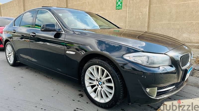 BMW 528 2013 1