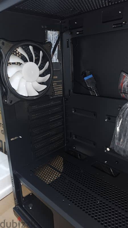 gaming case 4 ARGB FAN 0