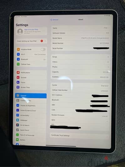 Apple iPad Pro (2018) 3rd Gen  12.9” Wi-Fi + 4G (512GB) battery 94%