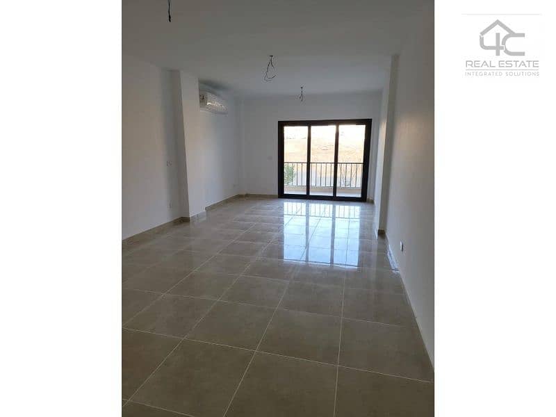 for sale apartment 132m in fifth square compound fully finished North facing with installment under market price 2