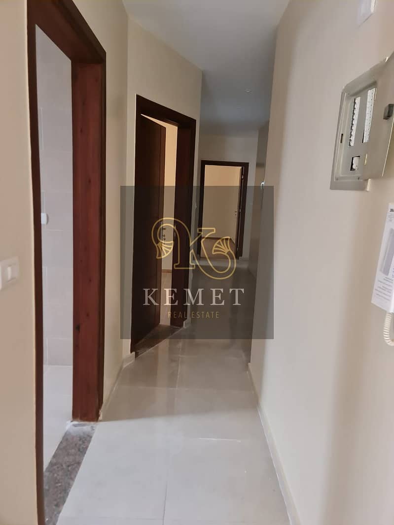 Apartment for sale, fully finished, ready to move, area of ​​190 sq. m. , prime location, second number from the club axis, in Lotus, Fifth Settlement. 5