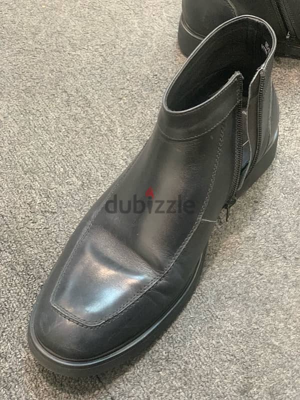 clarks black boots 2