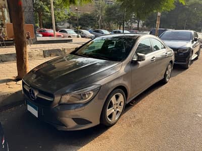 Mercedes-Benz CLA 180 2016