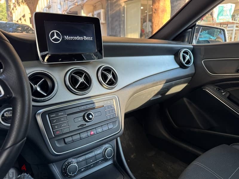 Mercedes-Benz CLA 180 2016 4