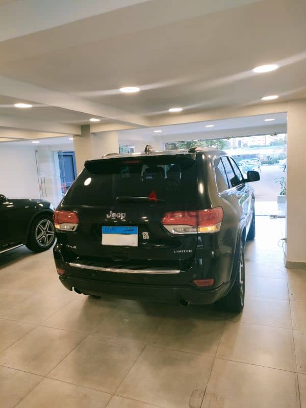 جيب جراند شيروكى 2019  grand Cherokee 3.000. km 5