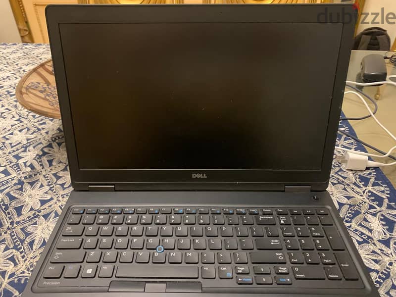 Dell Precision 3520 2