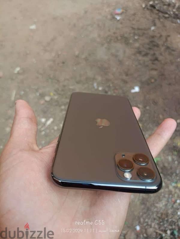 iphone 11 pro max 2