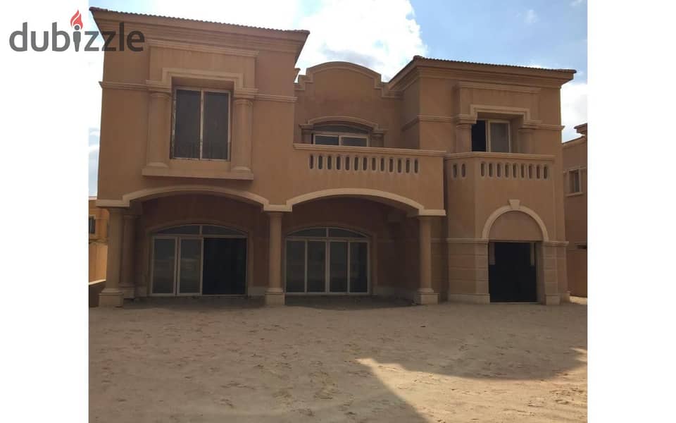 Villa for sale in Royal Meadows Compound - Elsheikh Zayed City 5