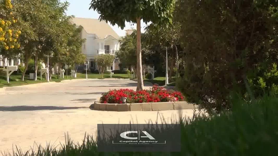 Own a 3-bedroom apartment for resale, one year delivery, in Mountain View New Cairo Compound - View Landscape 2