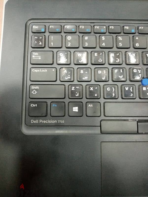 Dell precision 7710  i7 hq كارت 8جيجا 4