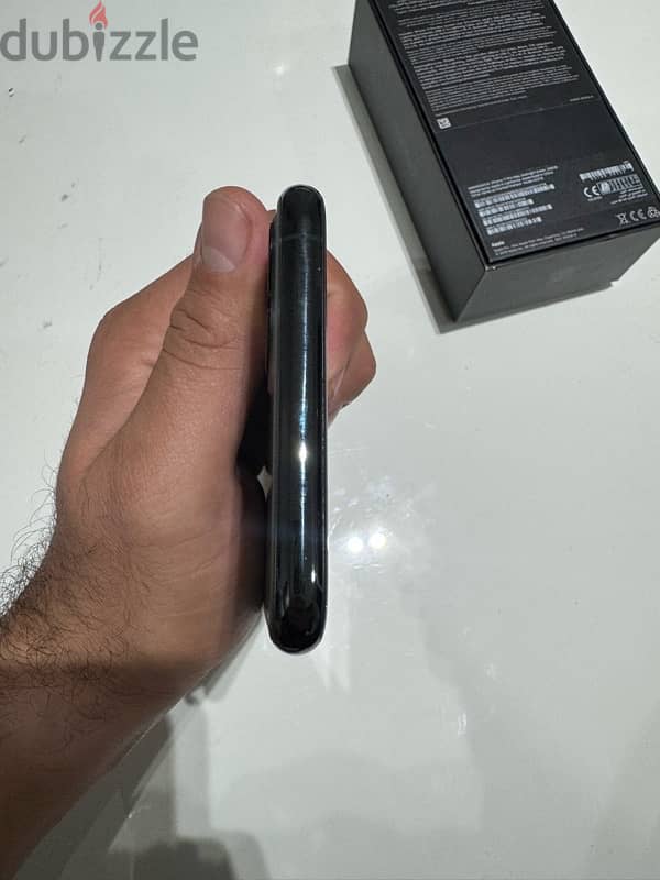 iphone 11 pro max 265 GB green 5