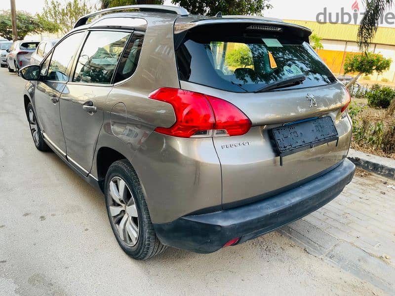 peugeot 2008 model 2015  58000  kmعداد 6