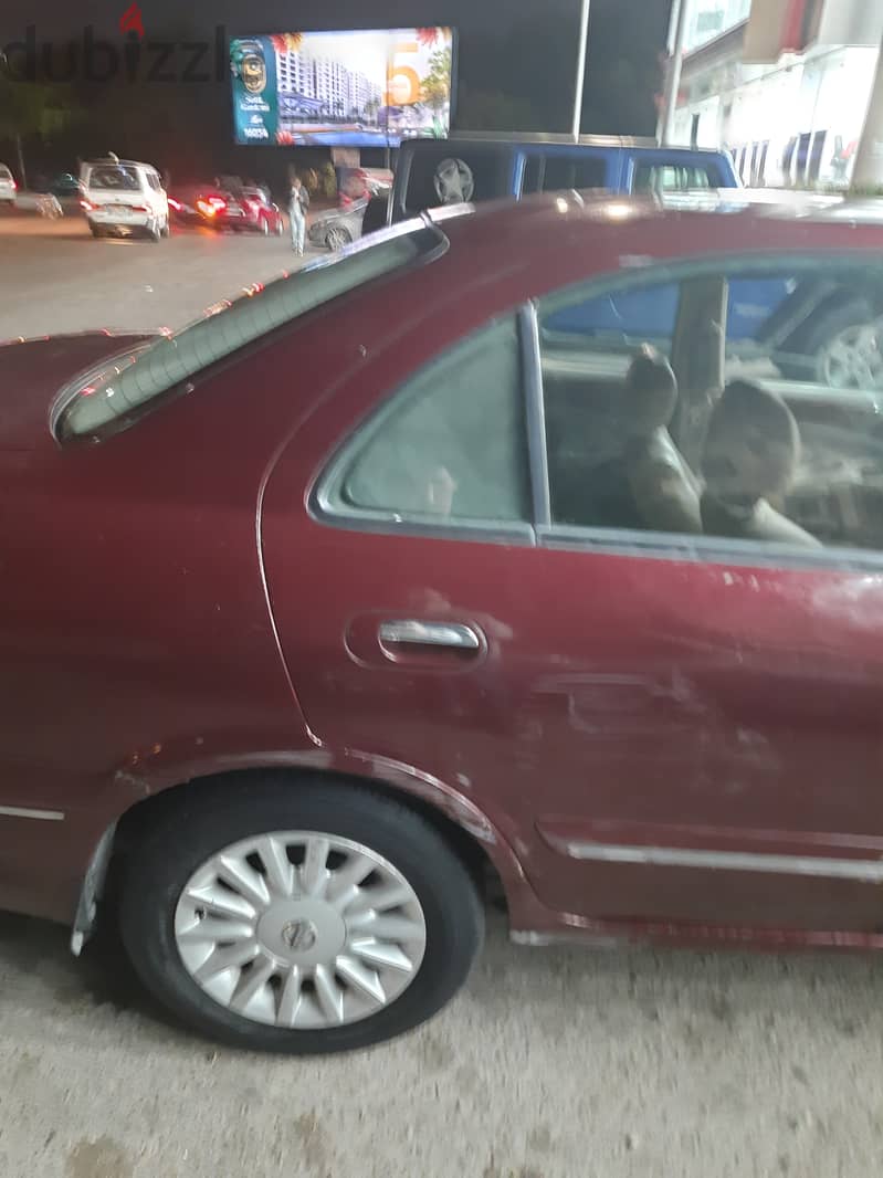 Nissan Sunny 2010 Super salon 0