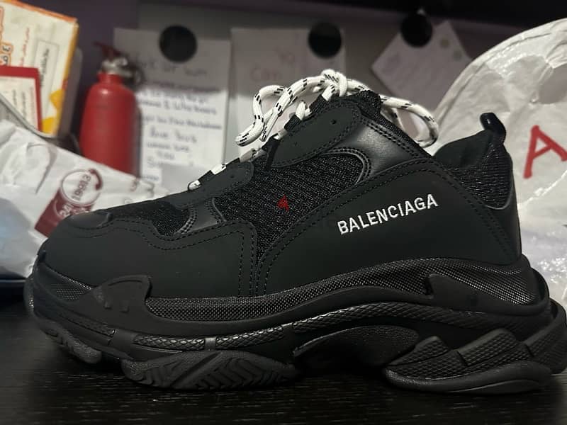 Balenciaga Triple S black 46 0