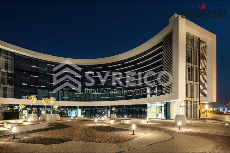 Administrative office for rent, finished, 74 meters, with a distinctive layout, in the Smart Village, near Sheikh Zayed, on the desert road 2