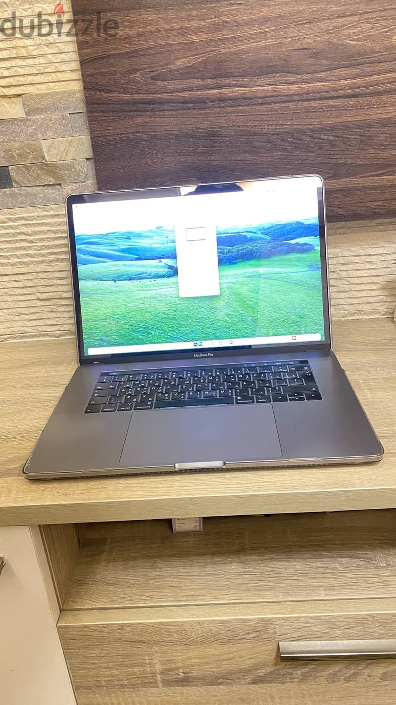 Apple MacBook Pro 15 inch 2018 Touch Bar Core i7 16GB RAM EN Arabic 8