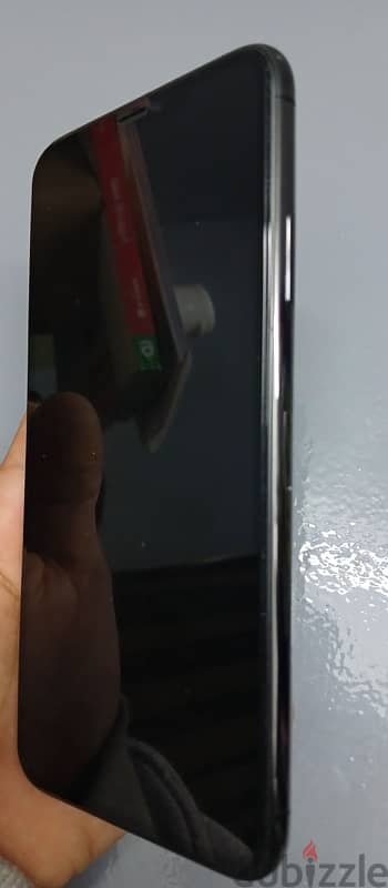 iPhone 11 Pro Max - 64gb 4