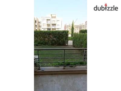 semi furnished apartment with garden 2rooms for rent Marasem new cairo