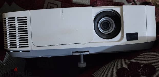 projector NEC بروجيكتور