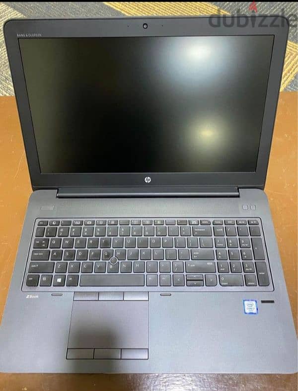 Hp zbook g3 بكارت m4000m 5