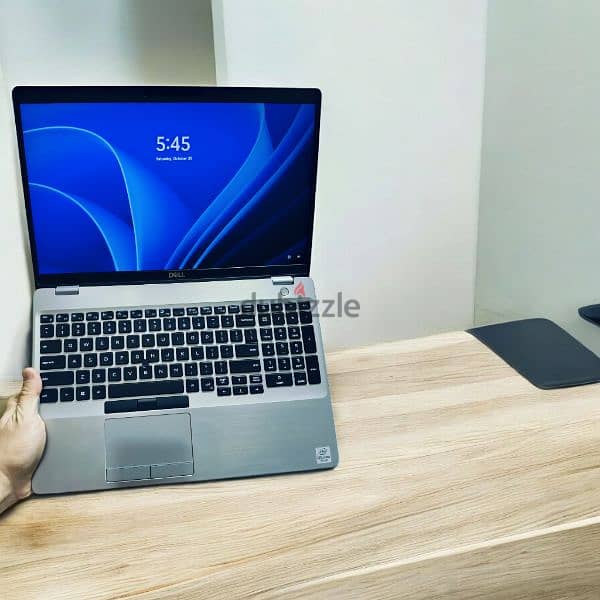 Dell Precision 3551 لابتوب i7 من الجيل العاشر فئة H 5