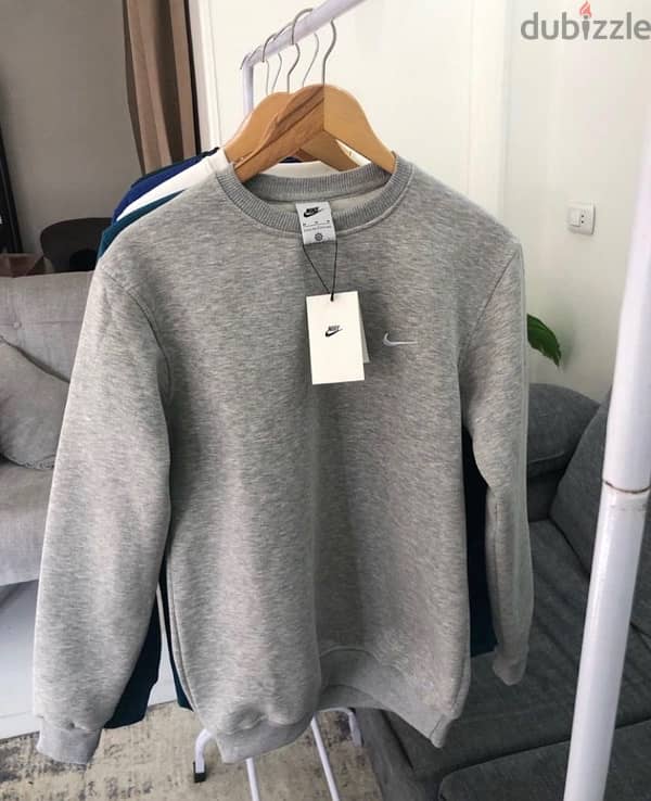 Nike sweatshirt / بلوفر نايك 4