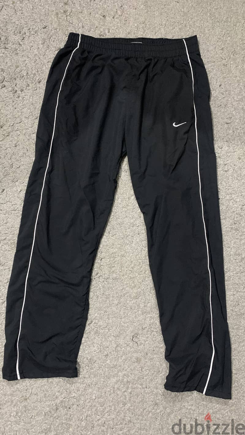 Nike black sweatpants / بنطلون نايك 0