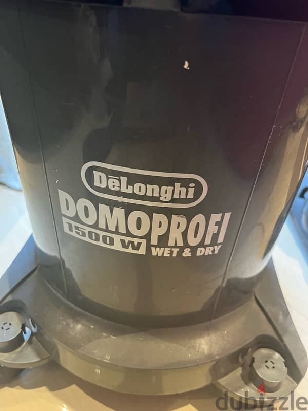 للبيع مكنسة ماركة Delonghi ديلونجي برميل 1