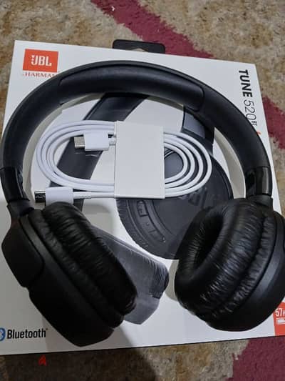 JBL 520 BT حاله ممتازه