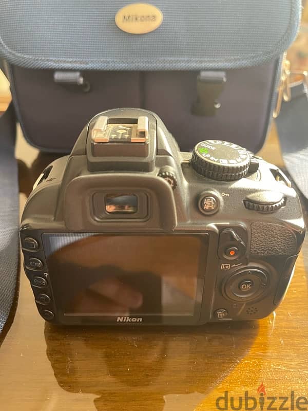 Nikon D3100 + gift (Headset GigaMax- used once) 9