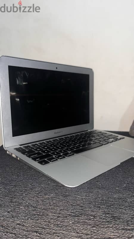 macbook air 2013 11” 0