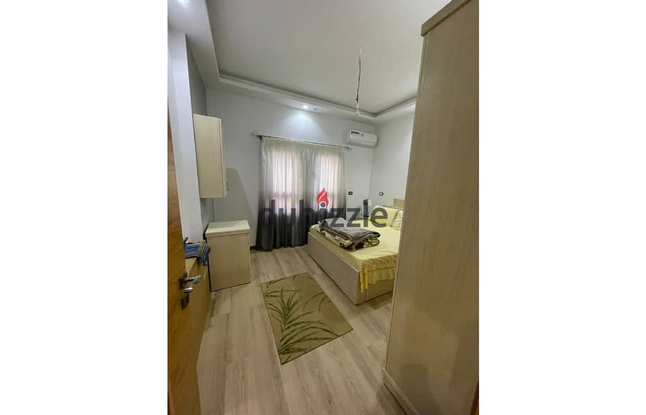 For sale apartment 217m Green 5 Compound 8