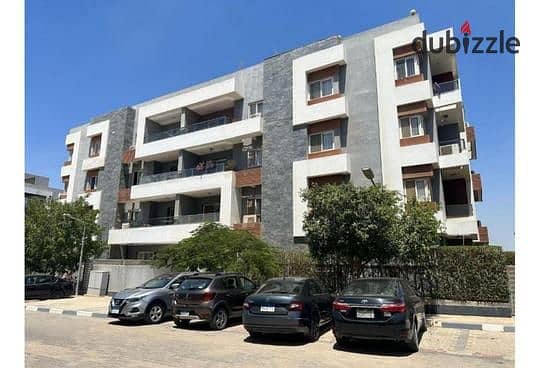 For sale, an apartment of 148 m Terrace Compound 11