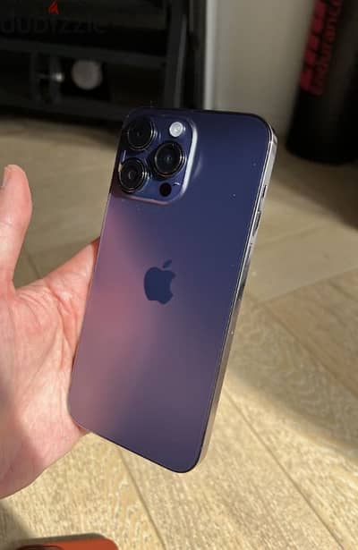 ايفون ١٤ برو ماكس ٢٥٦ خطين.   . . iPhone 14 pro max