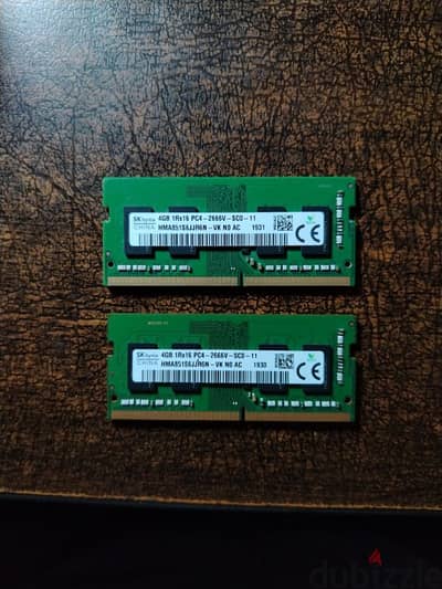 SKhynix 4GB RAM x2