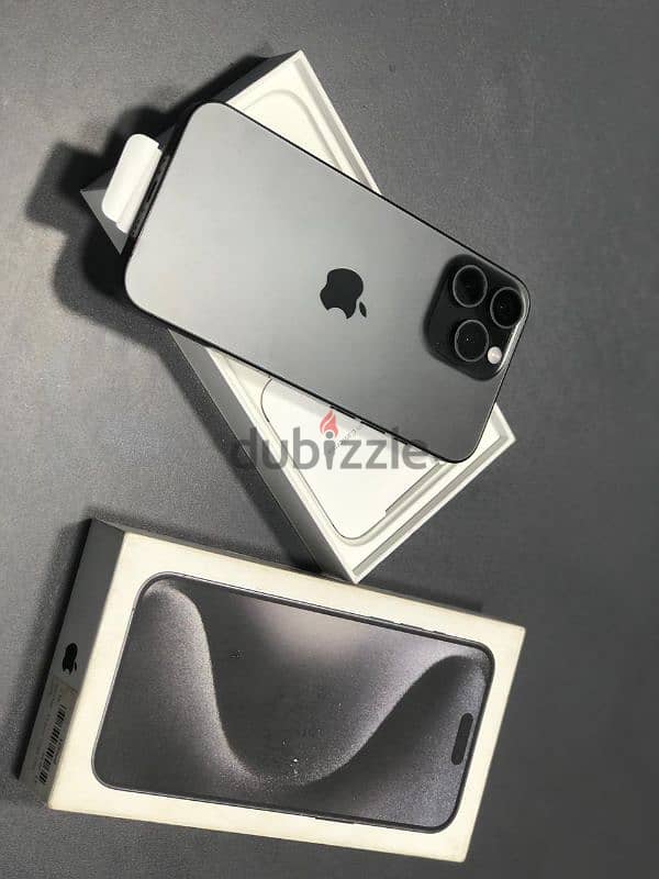 للبيع iPhone 15 Pro Max كسر زيرو 0